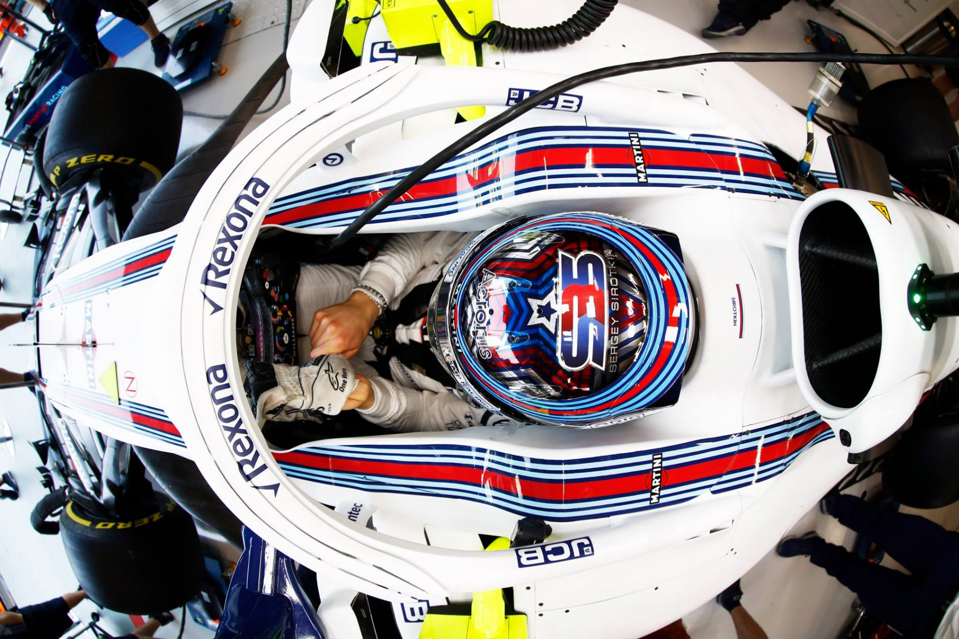 Формула 1. Пилот программы SMP Rаcing, пилот Williams Racing Сергей Сироткин. Гран-при Сингапура