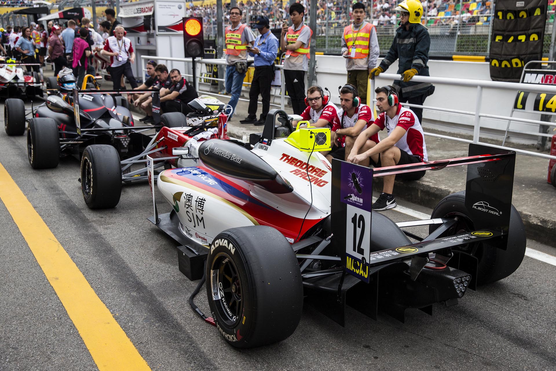2018-FIA-F3-Macau-Suer-6377.jpg