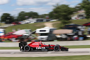 Михаил Алёшин вошел в 20-ку квалификации этапа IndyCar в Элкхарт-Лейке