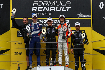 Александр Смоляр – серебряный призер первой гонки этапа Formula Renault Eurocup в Венгрии