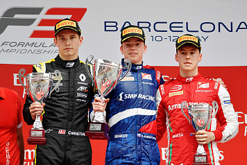 Роберт Шварцман – победитель первой гонки Формулы 3