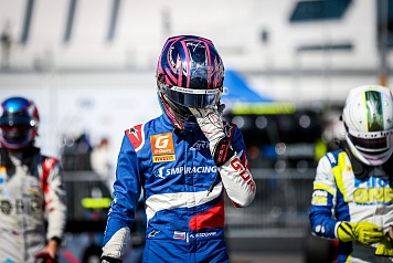 Александр Смоляр на 7 этапе Формулы 3 в Сочи-2021