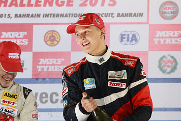 Третья ступень подиума Никиты Троицкого во второй гонке этапа MRF Challenge