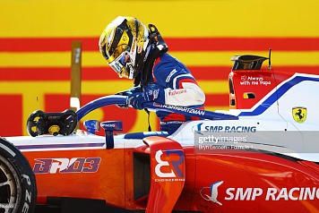 Роберт Шварцман финишировал 15-м во второй гонке Формулы 2