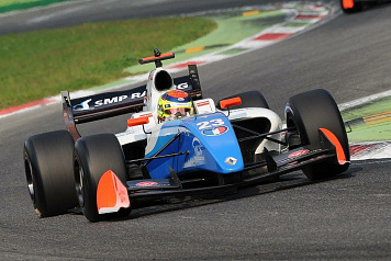 Мэтью Ваксивьер поднялся на подиум в итальянской Monza