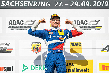Michael Belov took part in the final ADAC Formula 4 round