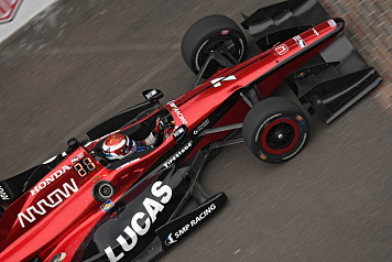 Михаил Алёшин стартует с 17 позиции на пятом этапе IndyCar в Индианаполисе