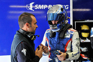 Шлемы пилотов SMP Racing: Антон Ладыгин
