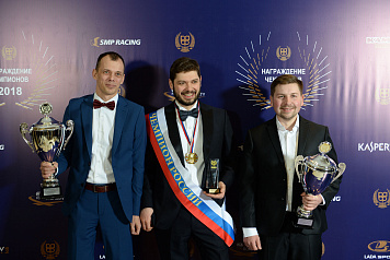 Победители Чемпионата России по дрэг-рейсингу SMP RDRC получили награды