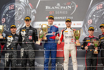 Во 2-й гонке 8-го этапа чемпионата Blancpain GT Sprint Cup Денис Булатов стал лучшим в категории Silver, Атоев и Корнеев — 18-е в абсолюте
