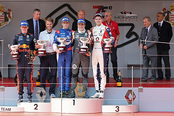 Пилот SMP Racing Роберт Шварцман завоевал серебро в Монако